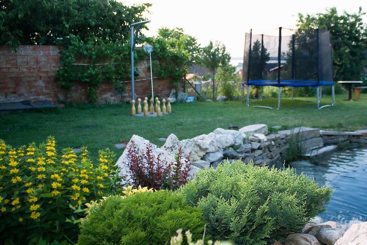 Hotel Na úpatí Pálavy Horni Vestonice Esterno foto