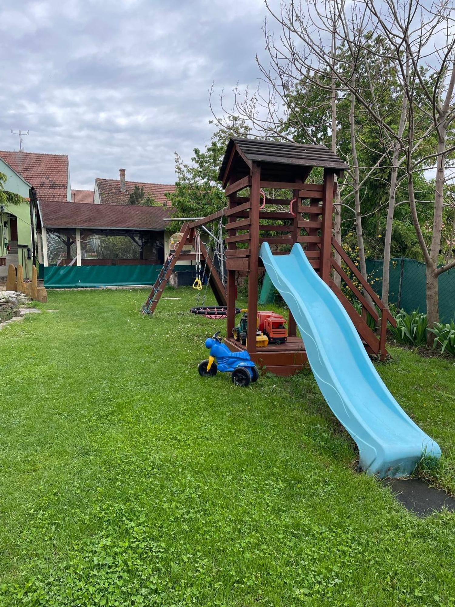 Hotel Na úpatí Pálavy Horni Vestonice Esterno foto
